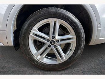 Audi Q5 40 TDI Quattro S Line 5dr S Tronic [Tech Pack]