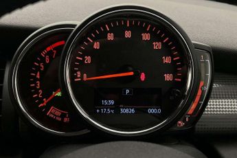 MINI Hatchback 1.5 Cooper 3dr Auto
