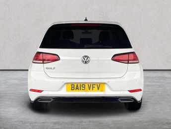 Volkswagen Golf 2.0 TDI R-Line 5dr DSG