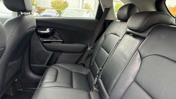 Kia Niro 1.6 GDi Hybrid 3 5dr DCT