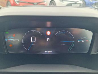 Peugeot 208 1.2 Hybrid 100 Allure 5dr e-DSC6