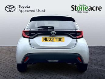 Toyota Yaris 1.5 Hybrid Design 5dr CVT