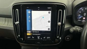 Volvo XC40 2.0 B4P Inscription Pro 5dr Auto