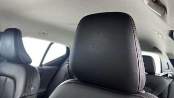 Volvo XC40 2.0 B4P Inscription Pro 5dr Auto
