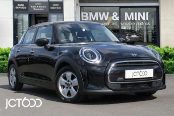 MINI Hatch 1.5 Cooper Classic 5dr Auto [Comfort/Nav Pack]