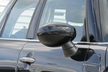 MINI Hatchback 5dr 1.5 Cooper Classic 5dr Auto [Comfort/Nav Pack]