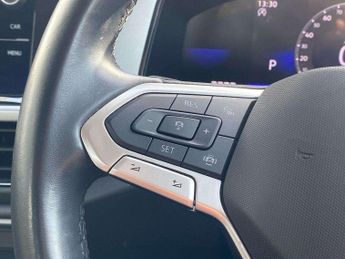 Volkswagen T-Roc 1.5 TSI Life 5dr DSG