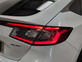 Honda Civic 2.0 eHEV Advance 5dr CVT