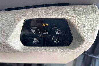 Volkswagen Multivan 1.4 TSI eHybrid Life 5dr DSG