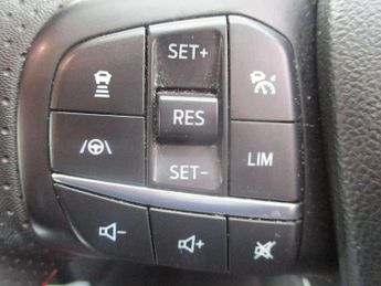 Ford Focus 1.0 EcoBoost Hybrid mHEV 155 ST-Line 5dr Auto