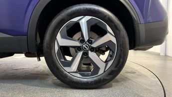 Nissan Qashqai 1.3 DiG-T MH 158 N-Connecta 5dr Xtronic