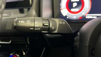 Nissan Qashqai 1.3 DiG-T MH 158 N-Connecta 5dr Xtronic