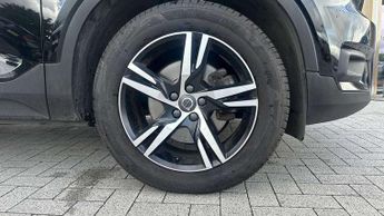 Volvo XC40 2.0 D4 [190] R DESIGN 5dr AWD Geartronic