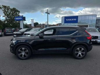 Volvo XC40 2.0 B4P Inscription 5dr AWD Auto