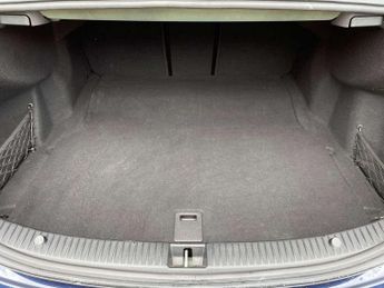Mercedes-Benz C-Class C220d AMG Line Premium Plus 4dr 9G-Tronic