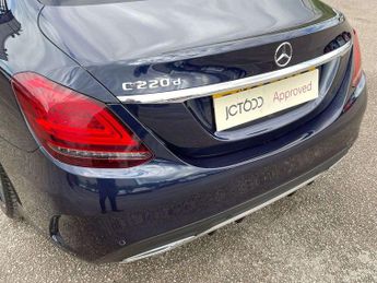 Mercedes-Benz C-Class C220d AMG Line Premium Plus 4dr 9G-Tronic