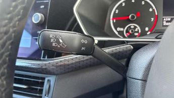 Volkswagen T-Cross 1.0 TSI 110 SEL 5dr DSG