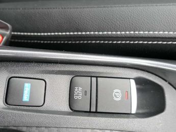 Nissan Juke 1.6 Hybrid Tekna 5dr Auto