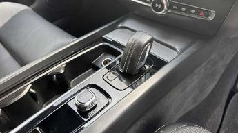 Volvo V60 2.0 B4P R DESIGN 5dr Auto