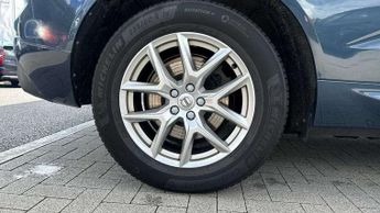Volvo XC60 2.0 D4 Momentum 5dr AWD Geartronic