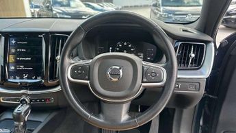 Volvo XC60 2.0 D4 Momentum 5dr AWD Geartronic