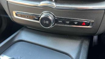 Volvo XC60 2.0 D4 Momentum 5dr AWD Geartronic