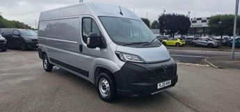 Peugeot Boxer 2.2 BlueHDi 140 H2 Van Professional