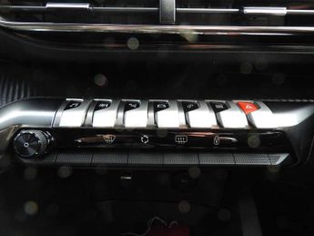 Peugeot 3008 1.2 PureTech Active Premium+ 5dr EAT8
