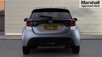 Toyota Yaris 1.5 Hybrid Design 5dr CVT