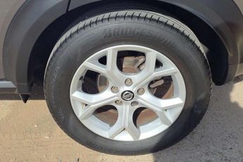 Nissan Juke 1.0 DiG-T 114 N-Connecta 5dr DCT