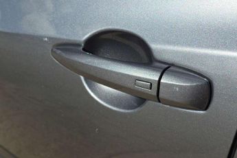 Nissan Juke 1.0 DiG-T 114 N-Connecta 5dr DCT