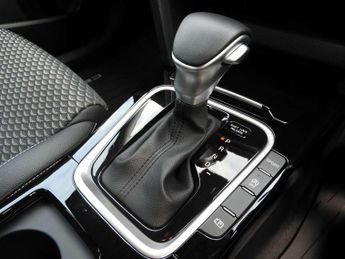 Kia Ceed 1.5T GDi ISG 138 3 5dr DCT