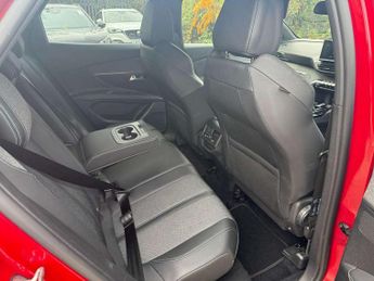 Peugeot 3008 1.2 PureTech Allure Premium+ 5dr EAT8
