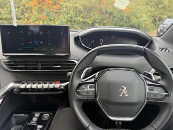 Peugeot 3008 1.2 PureTech Allure Premium+ 5dr EAT8