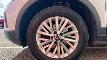 Volkswagen T-Roc 1.5 TSI Life 5dr DSG