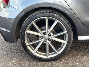 Audi A1 1.6 TDI Black Edition 5dr S Tronic