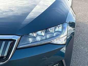 Skoda Superb Estate 1.4 TSI iV SE Technology DSG 5dr