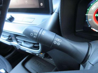 Nissan Juke 1.6 Hybrid N-Connecta 5dr Auto