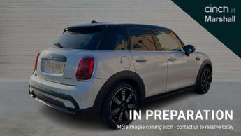 MINI Hatchback 5dr 1.5 Cooper Exclusive 5dr Auto [Comfort/Nav Pack]