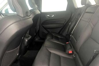 Volvo XC60 2.0 B5P [250] Momentum 5dr Geartronic