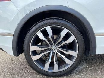 Volkswagen Tiguan 2.0 TDi 150 4Motion R-Line 5dr DSG
