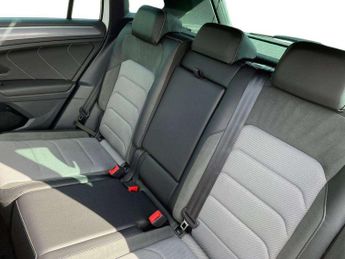 Volkswagen Tiguan 2.0 TDi 150 4Motion R-Line 5dr DSG