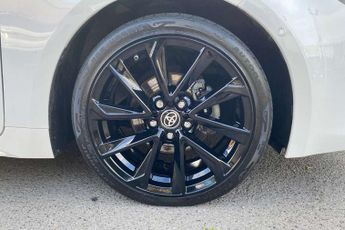 Toyota Corolla 1.8 VVT-i Hybrid Excel 5dr CVT