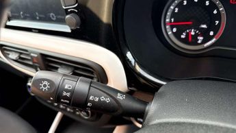 Hyundai i10 1.2 MPi Premium 5dr Auto