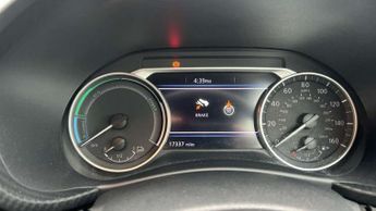 Nissan Juke 1.6 Hybrid N-Connecta 5dr Auto