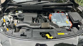 Nissan Juke 1.6 Hybrid N-Connecta 5dr Auto