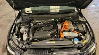 Volkswagen Golf GTE 1.5 TSI 272 GTE eHybrid 5dr DSG