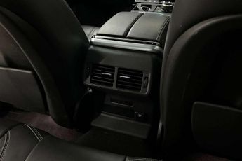 Land Rover Range Rover Velar 3.0 D300 R-Dynamic HSE 5dr Auto