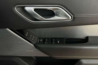 Land Rover Range Rover Velar 3.0 D300 R-Dynamic HSE 5dr Auto