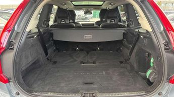 Volvo XC90 2.0 B5D [235] Plus Dark 5dr AWD Geartronic